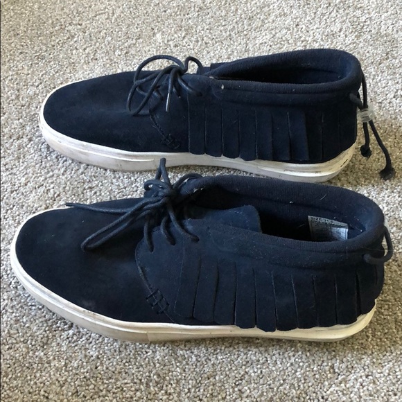 Clear weather brand chukkas - Picture 2 of 4